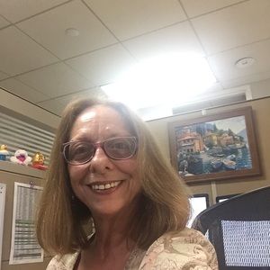 Meet your Posher, Lynda